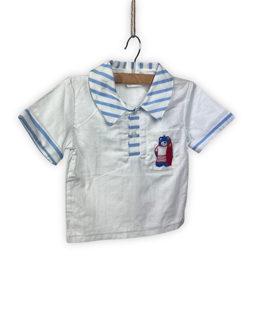 Wit hemdje met blauwe streepjes en beer maat 80