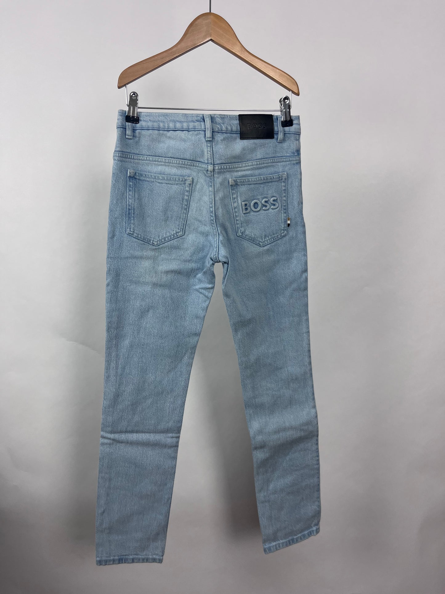 Boss 12 jaar (Nieuwe collectie)