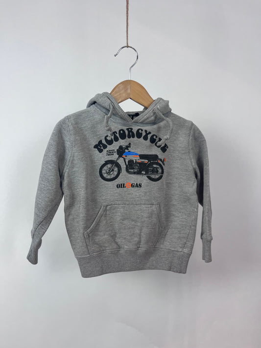 Oil & Garment 4 jaar