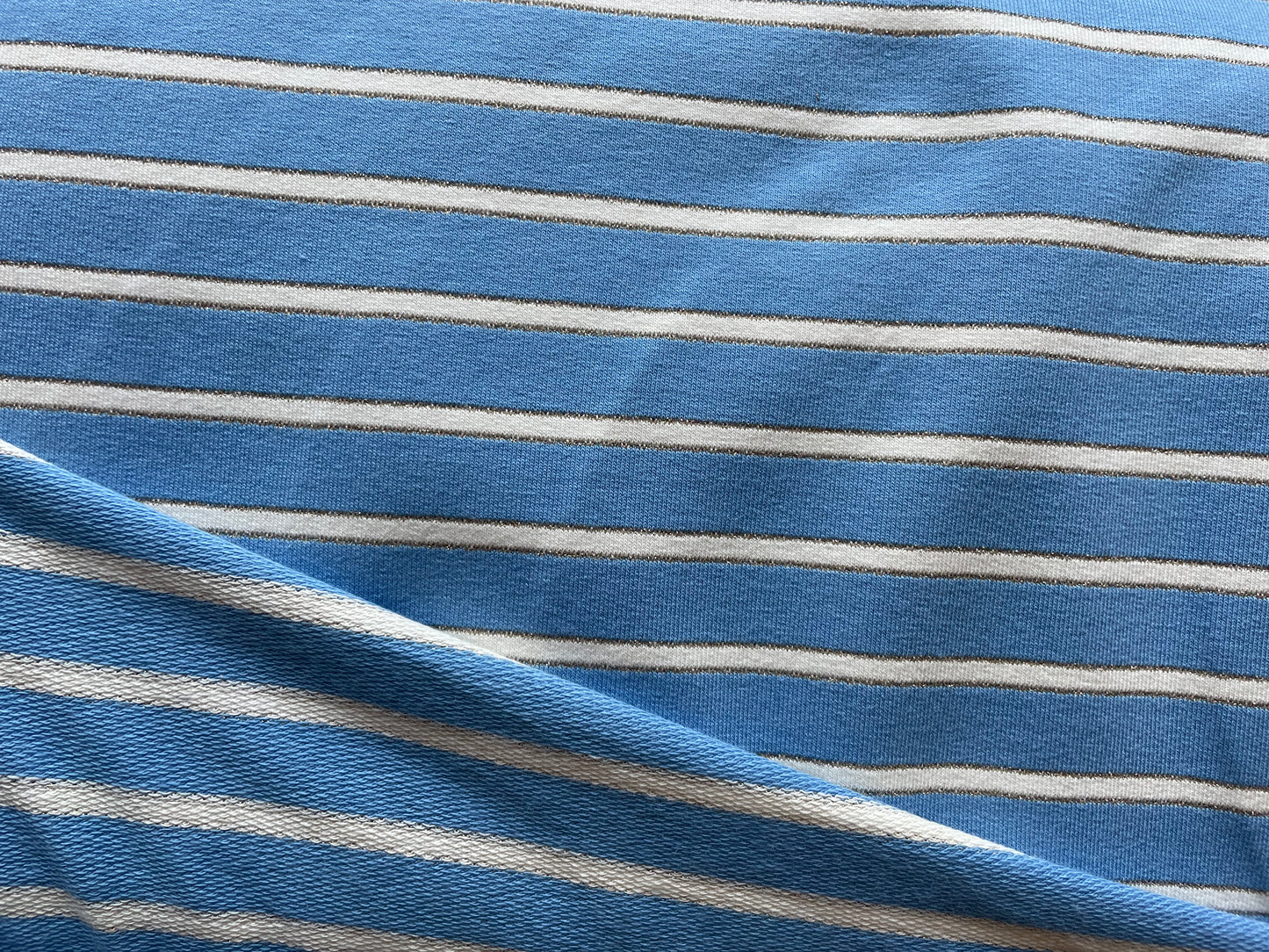 French terry Indigo/beige met een gouden lijntje