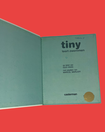 Tiny leert zwemmen