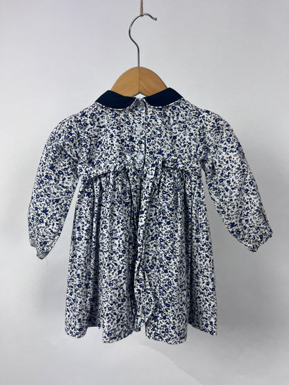 Blauw gebloemd kleedje