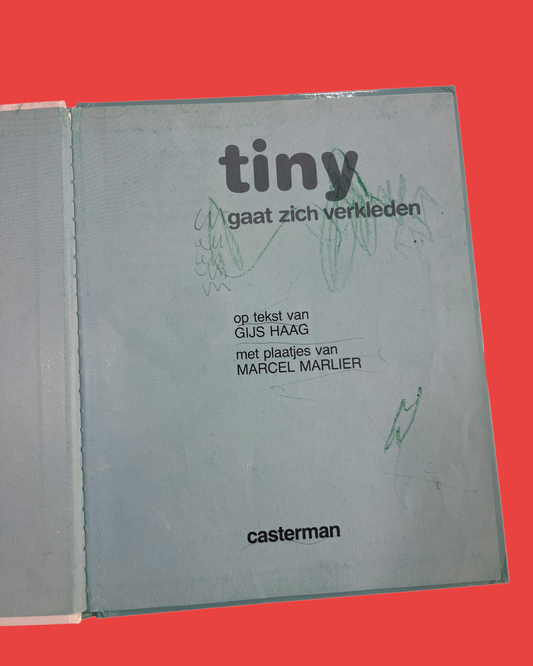 Tiny gaat zich verkleden