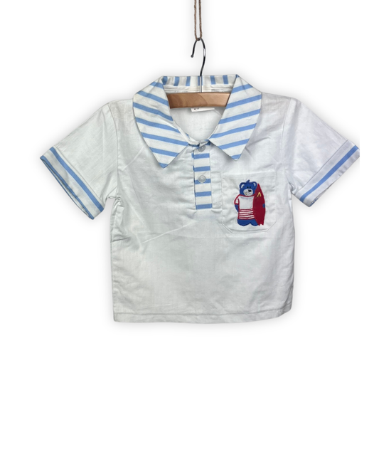 Wit hemdje met blauwe streepjes en beer maat 80