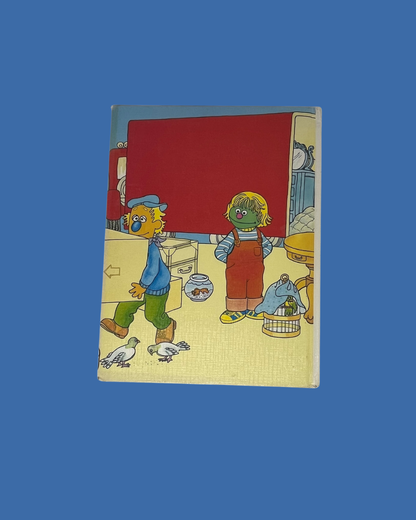 "Oskar, het moppenmonster"/Vivian verhuist naar Sesamstraat" Sesamstraat boek