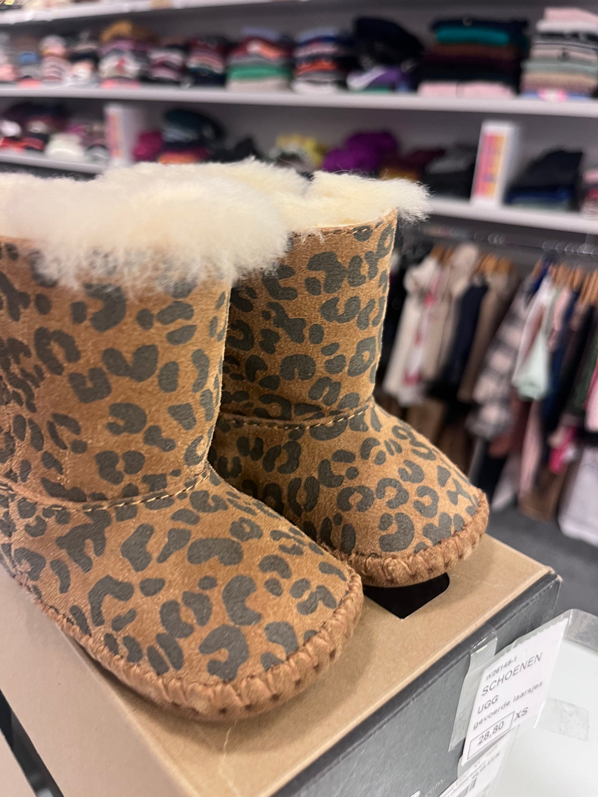 UGG maat XS (18-19)