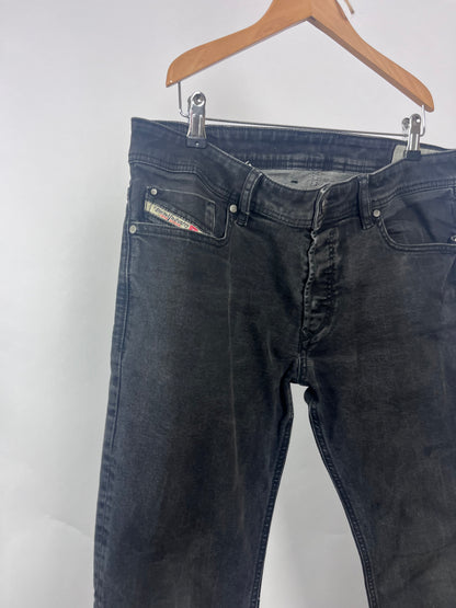 Diesel maat 33