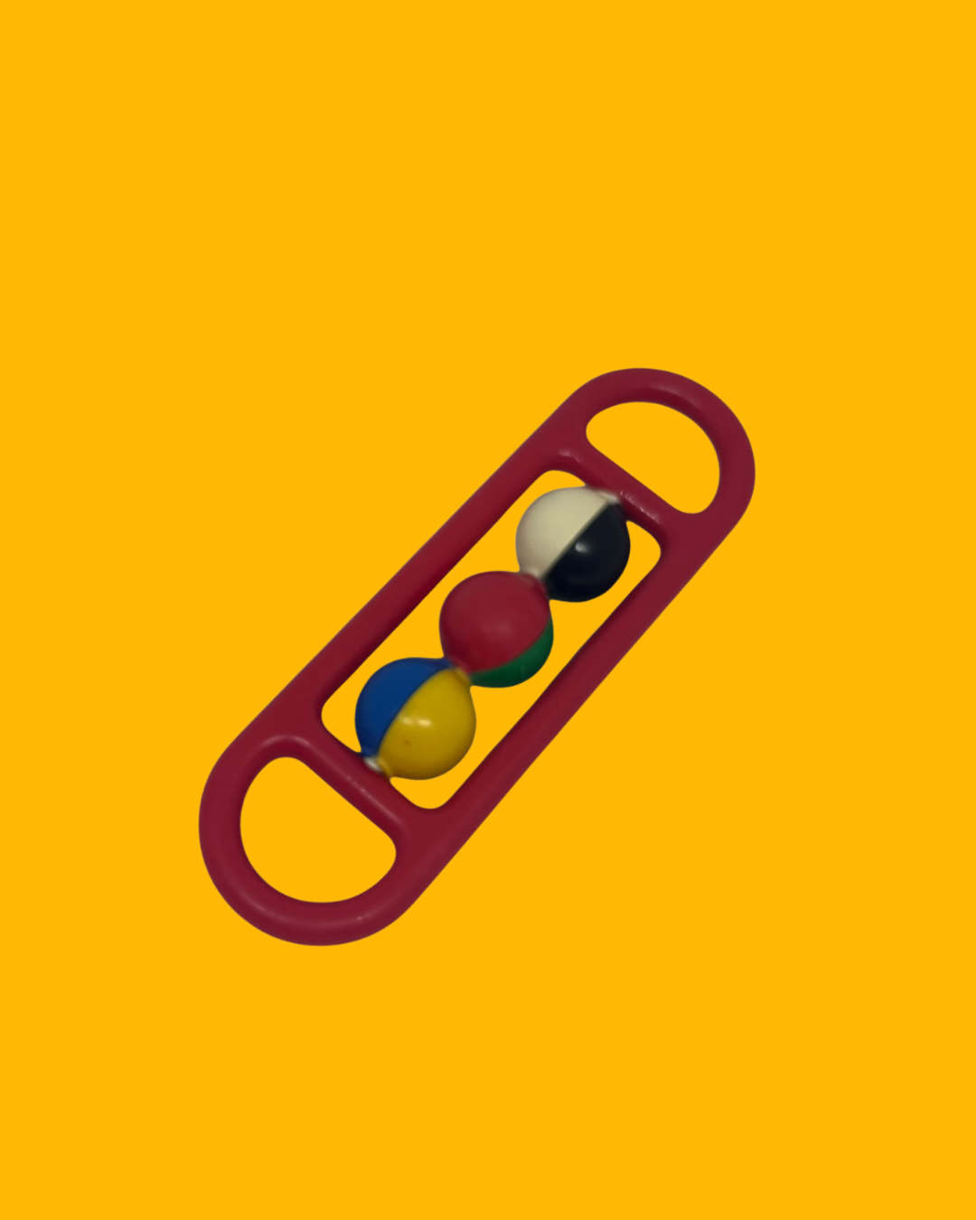 Ambi Toys rammelaar met rollende kralen