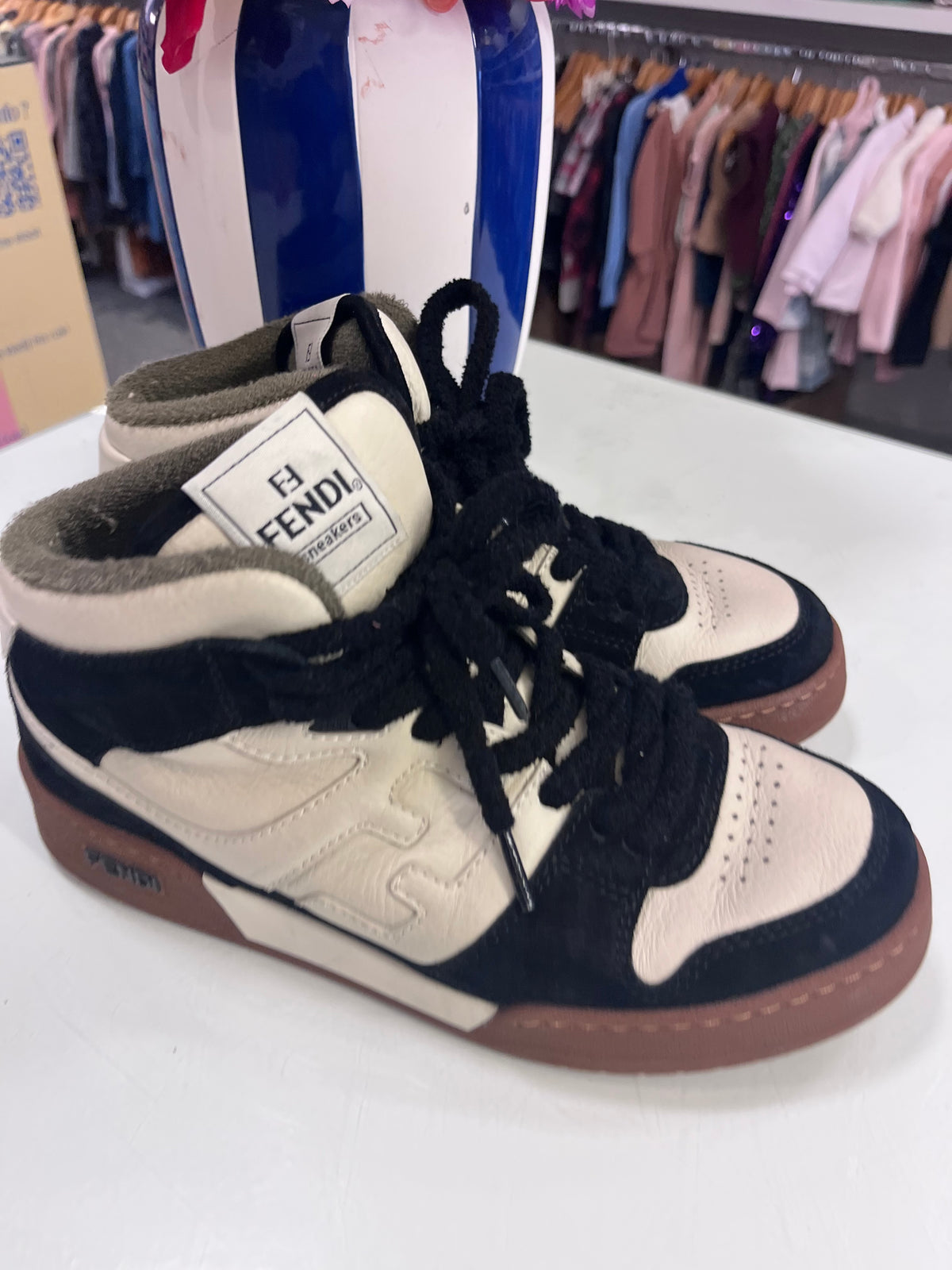 Fendi maat 37