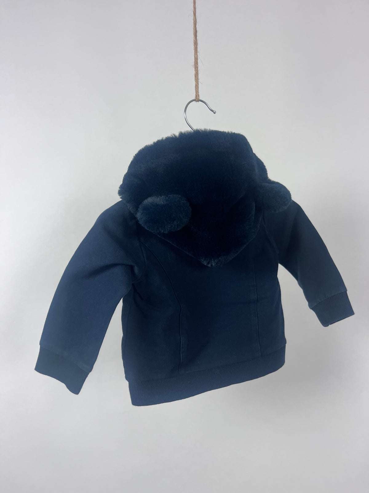 Blue Bay 1 jaar
