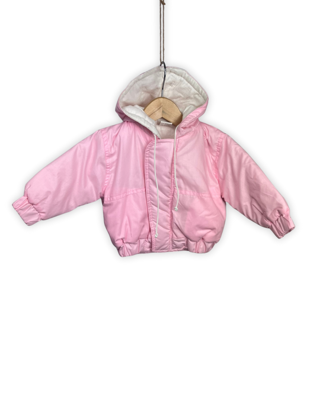 Roze winterjasje met geborduurd huisje 6maand