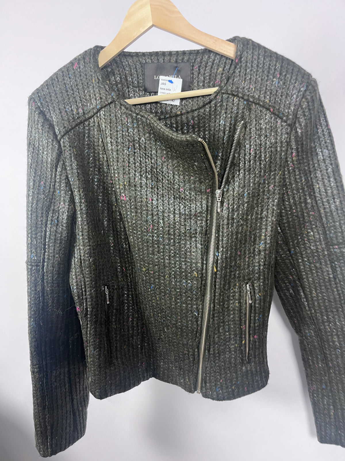 Lona Mila maat 42