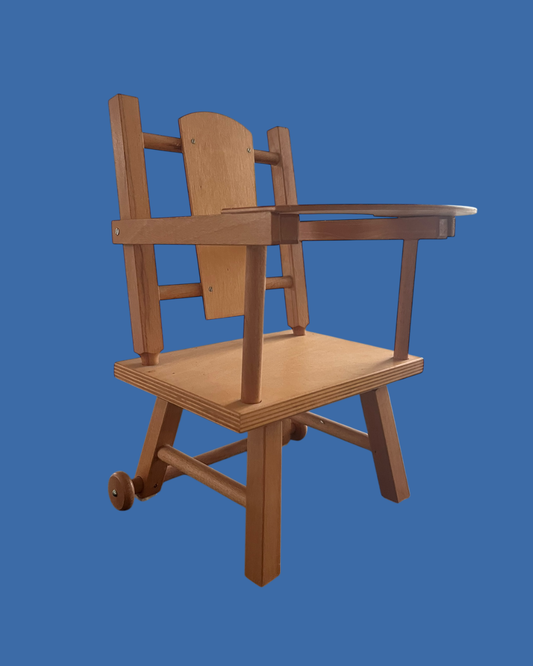 houten stoeltje voor poppen