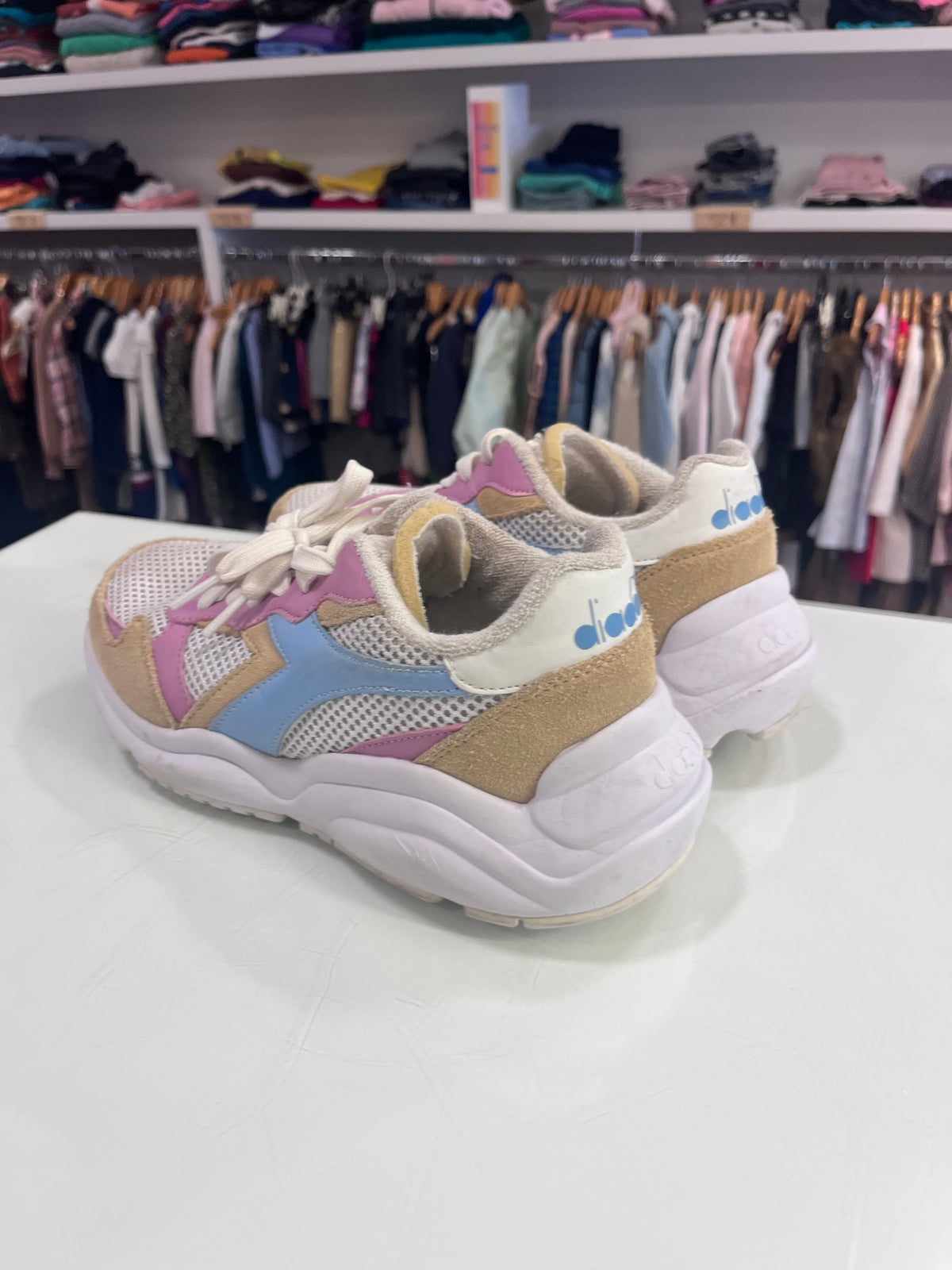 Diadora maat 37