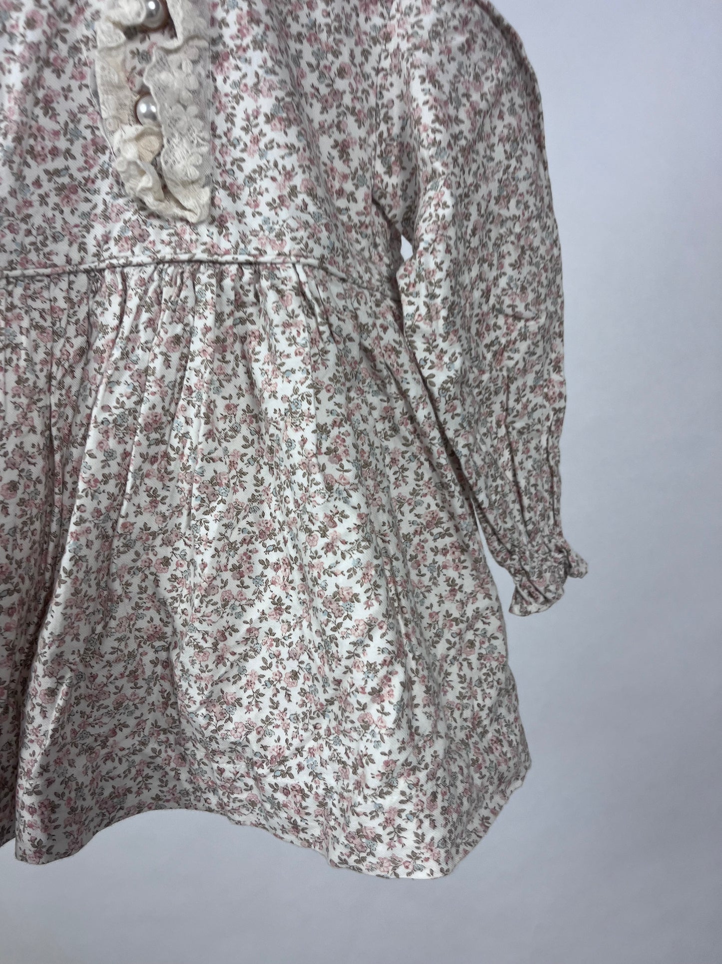 Clara 18 maand (Nieuwe collectie)