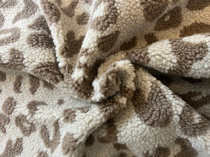 Teddy taupe dierenvlekken