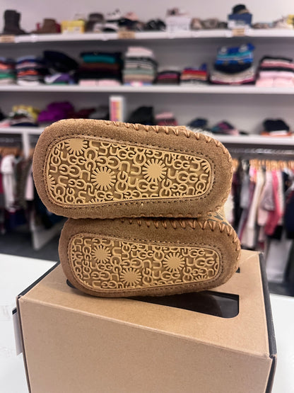 UGG maat XS (18-19)