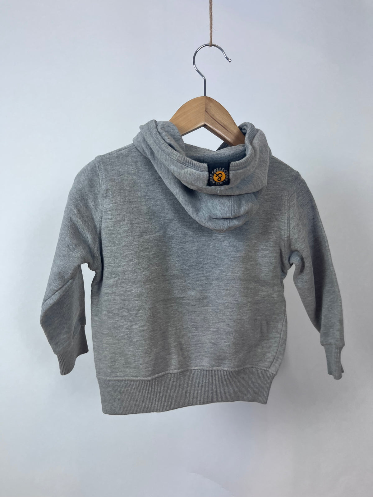 Oil & Garment 4 jaar