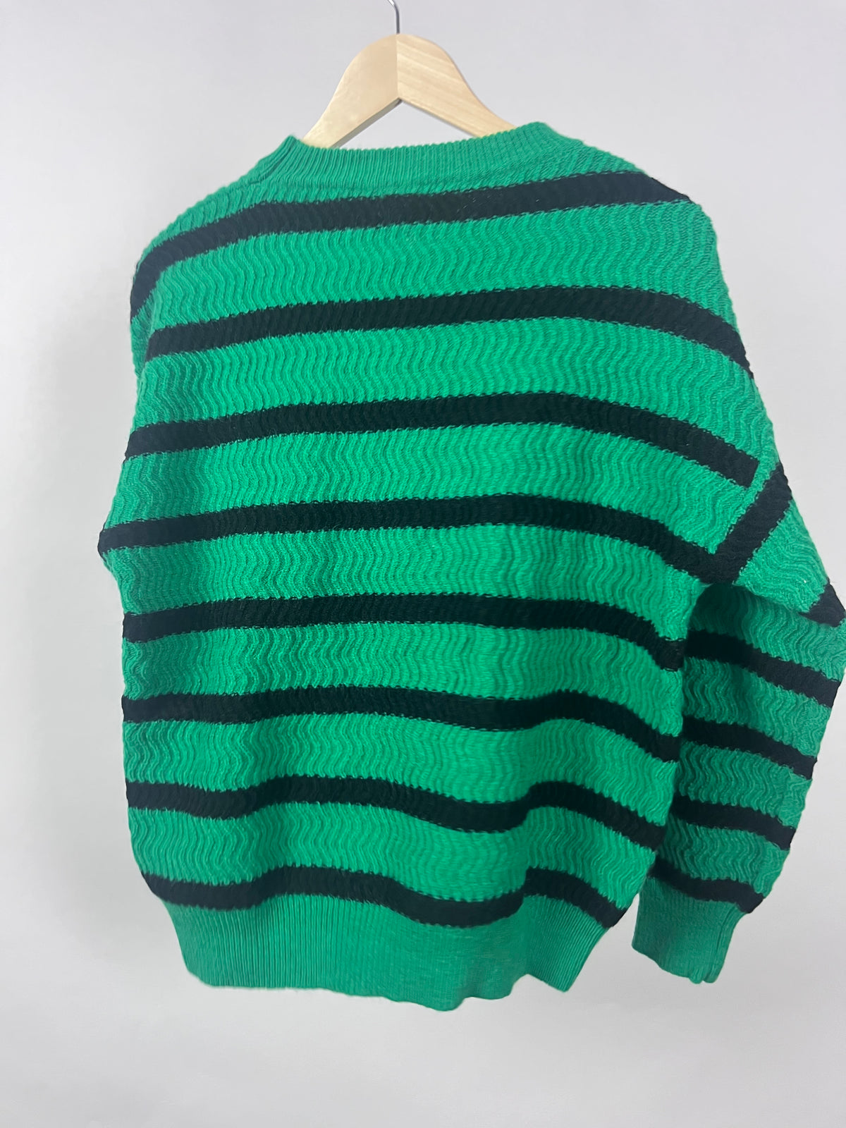 Groen zwarte trui 16 jaar