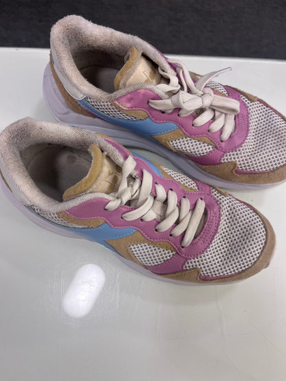 Diadora maat 37