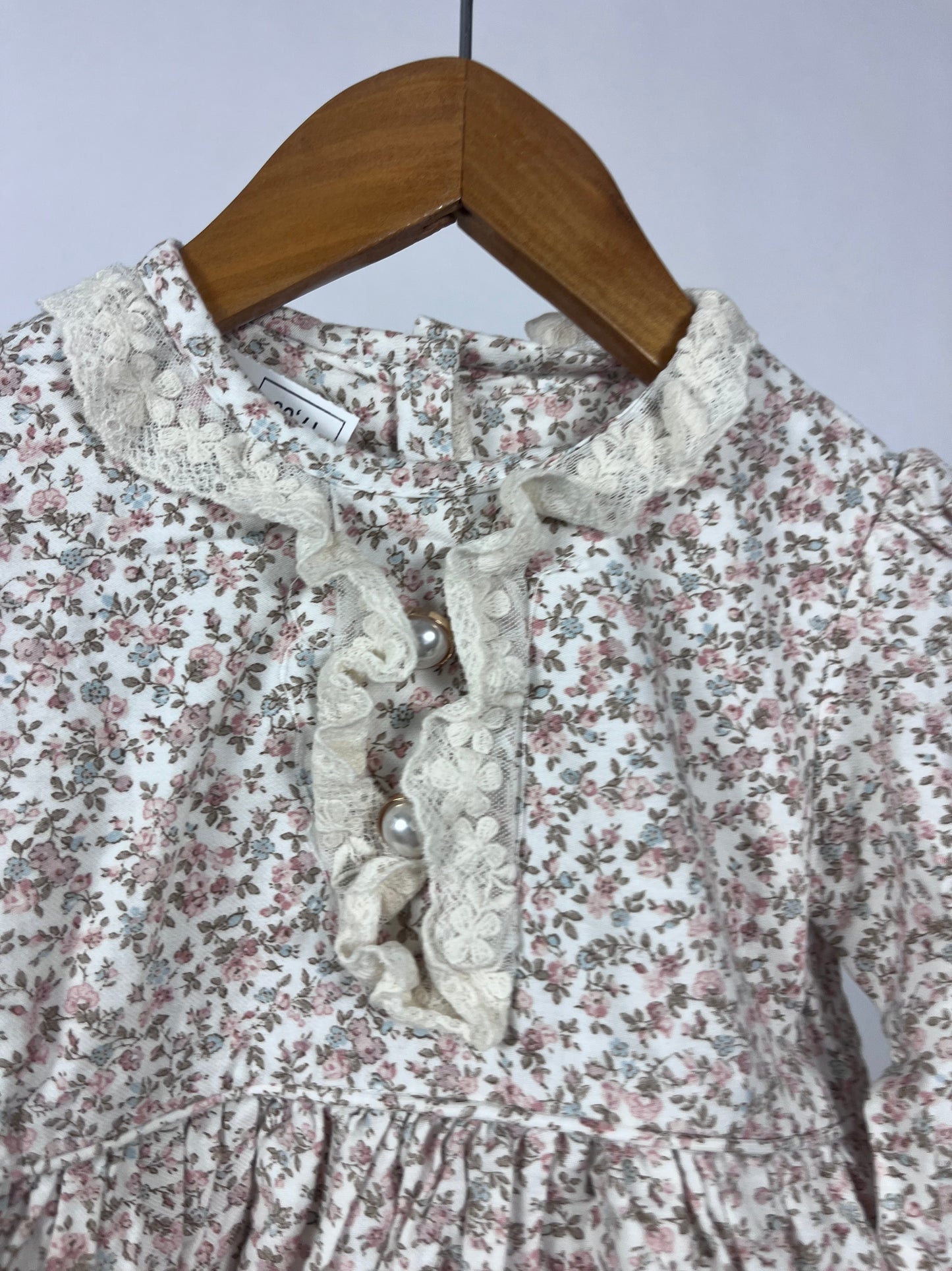 Clara 18 maand (Nieuwe collectie)