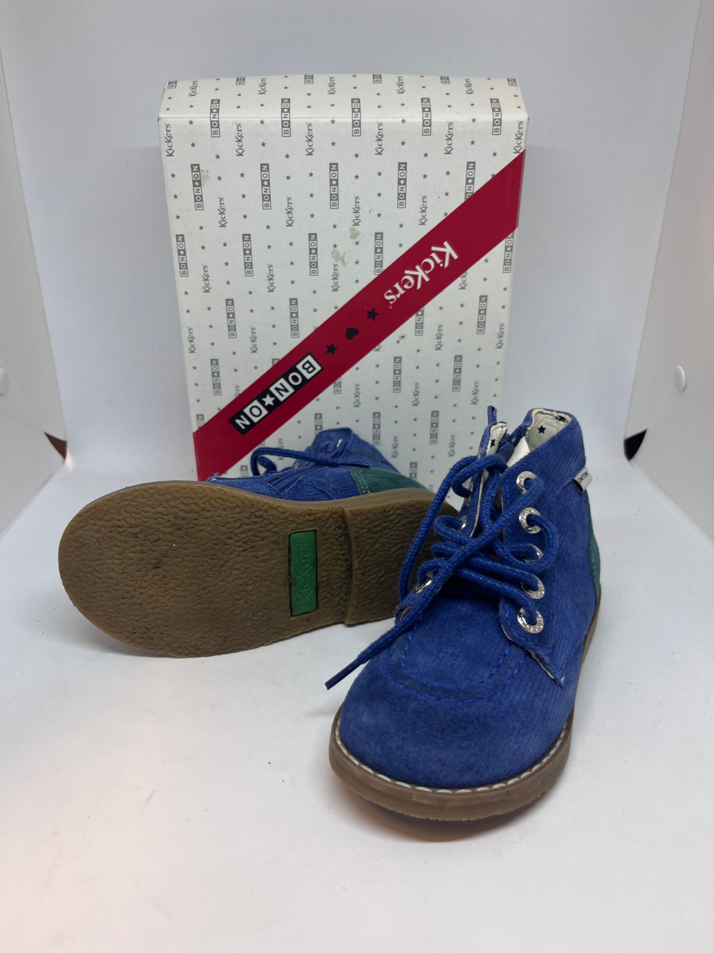 Kickers maat 27