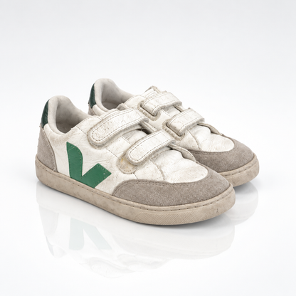 Veja maat 33