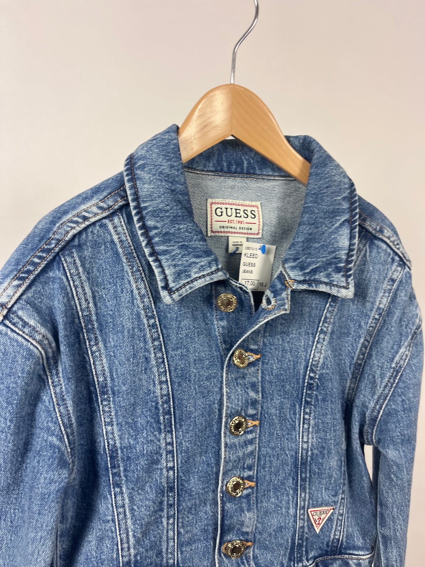 Guess 10 jaar