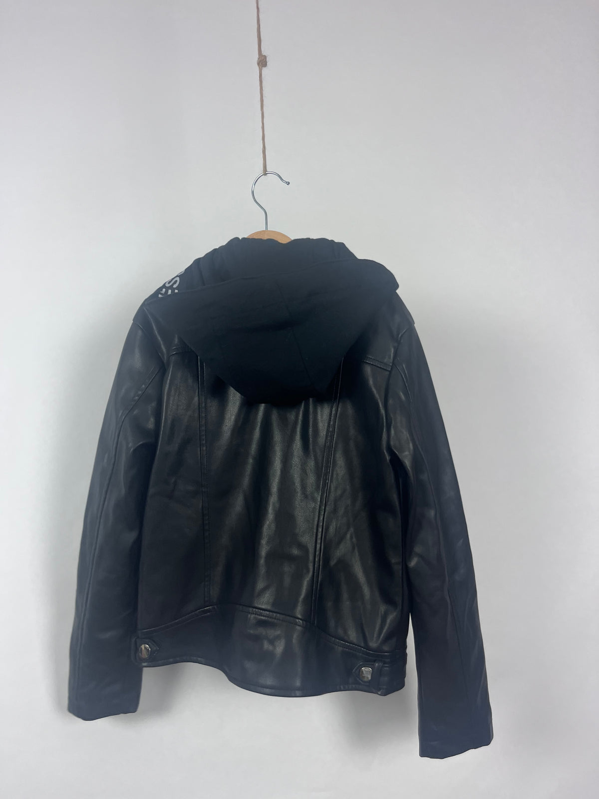Guess 10 jaar