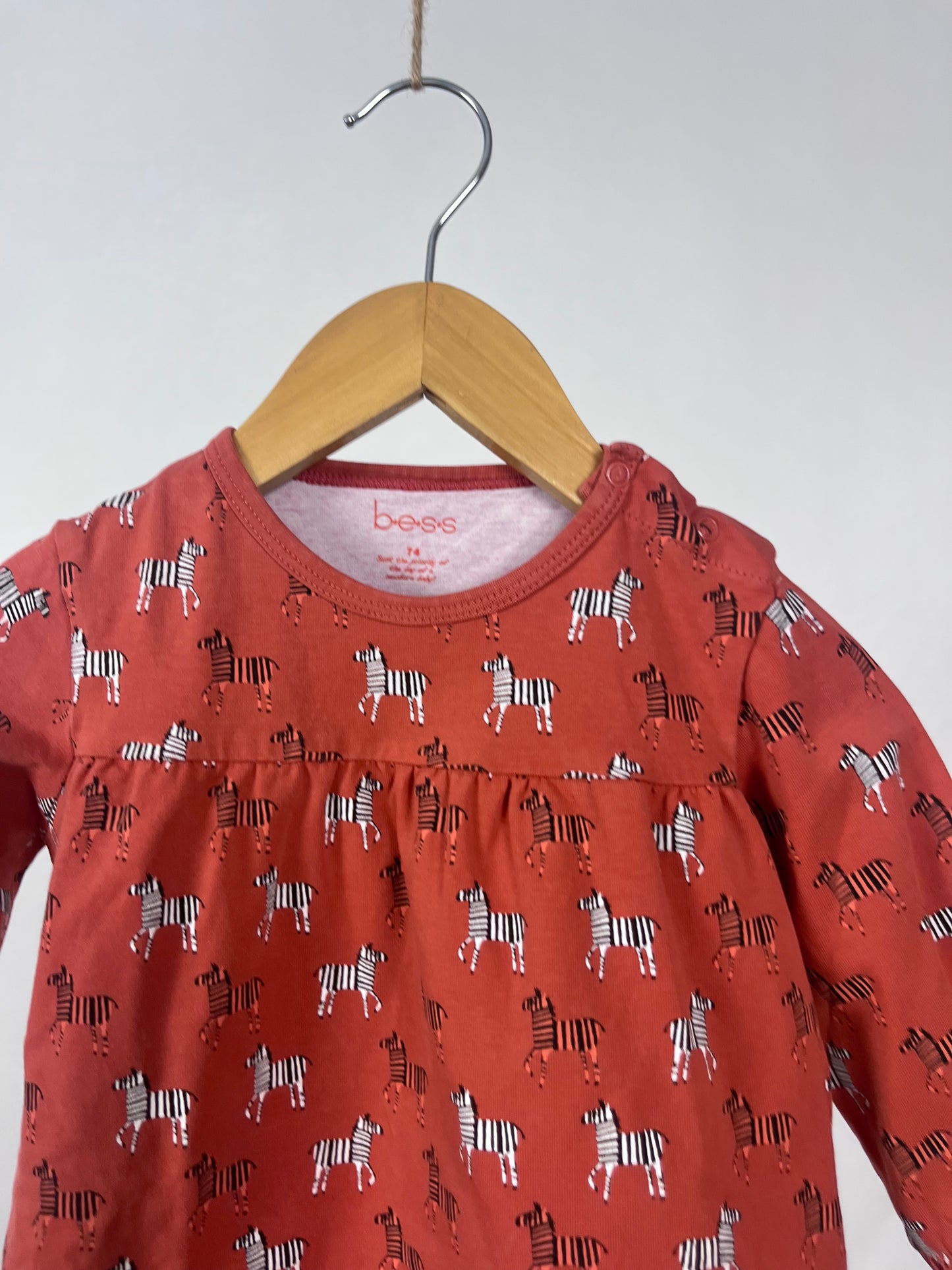 Bess 9 maand (Nieuwe collectie)