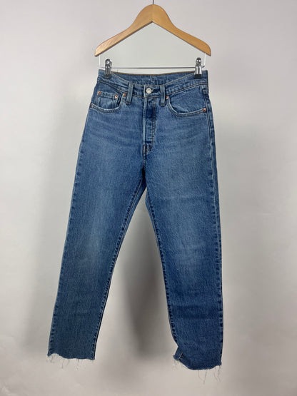 Levis maat 24